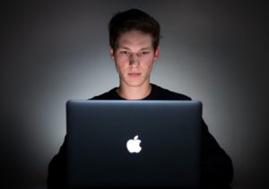 apple laptop